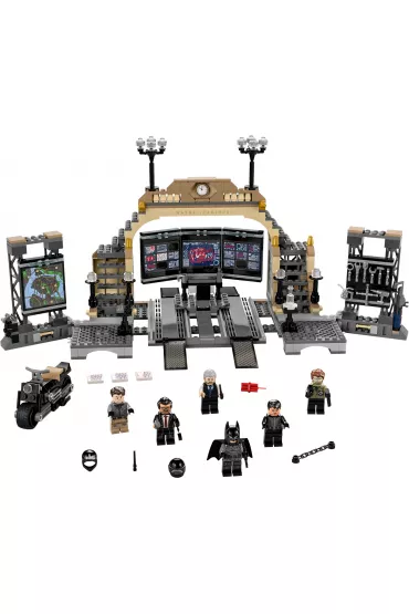 LEGO DC Batman Jaskinia Batmana: pojedynek z Cz�owiekiem-Zagadk� 76183