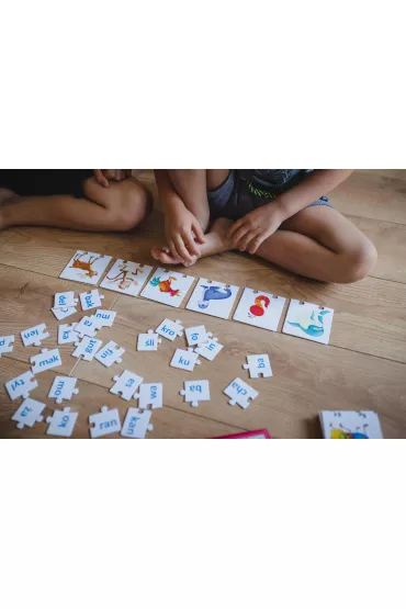Puzzle edukacyjne. Uk�adam i czytam Adamigo - Julia Pogorzelska 