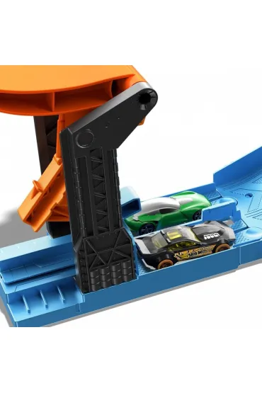 Hot Wheels. Monster Trucks Opona - Kaskaderska arena Zestaw GVK48 Mattel