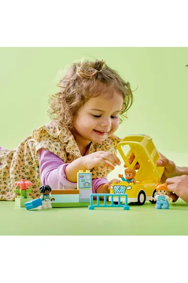 LEGO DUPLO Przeja�d�ka autobusem 10988