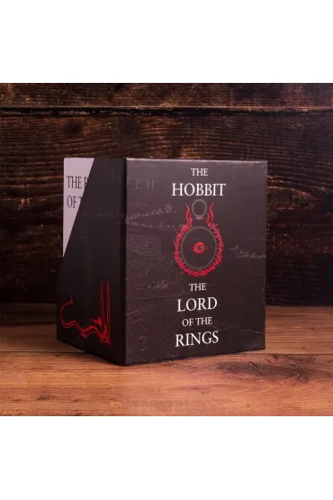 The Hobbit & The Lord of the Rings Gift Set: A Middle-earth Treasury: J. R. R. Tolkien (Pocket versions- Boxed) - J. R. R. Tolkien