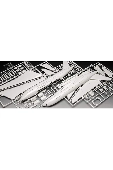 Samolot 1:144 Airbus A-380-800 Lufthansa Revell
