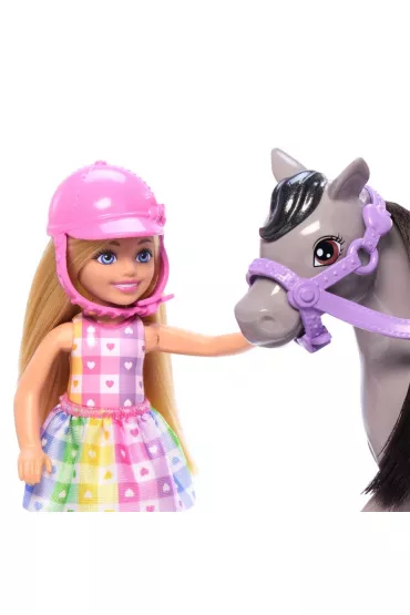 Barbie Chelsea. Fashionistas Lalka + kocyk HTK29