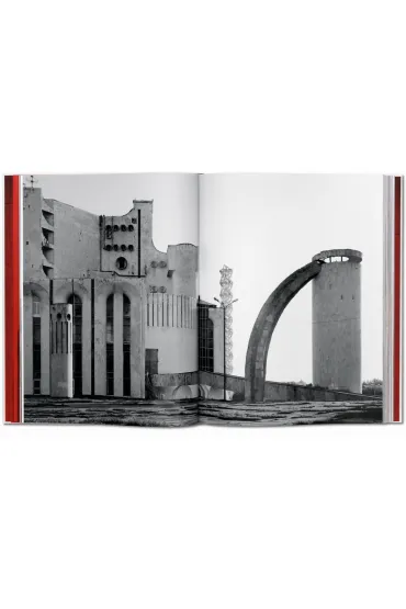 CCCP. Cosmic Communist Constructions wer. angielska - Frederic Chaubin