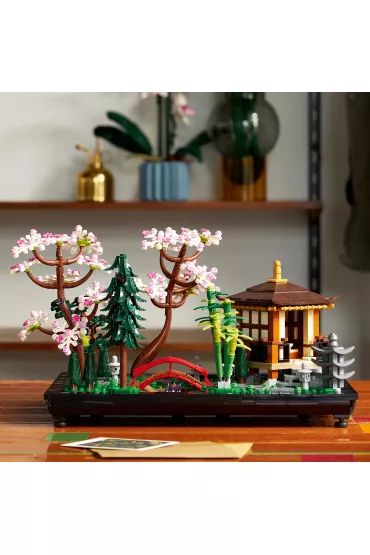 LEGO Icons Zaciszny ogrd 10315