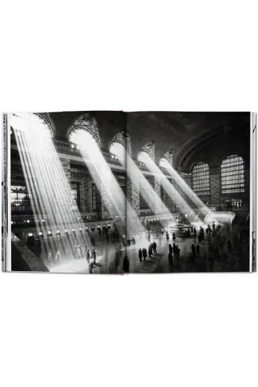 New York. Portrait of a City wer. angielska - Golden Reuel