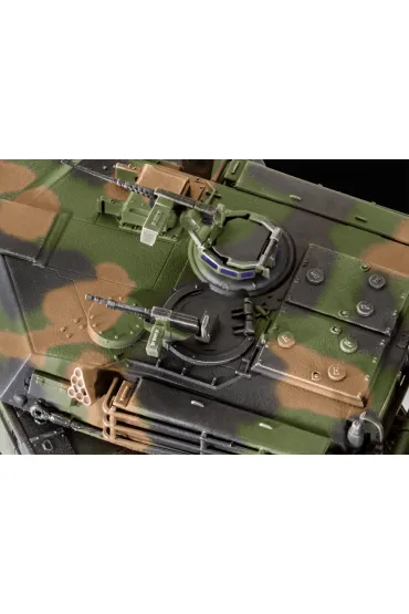 Czo�g M1A1 AIM(SA)/ M1A2 Abrams Revell