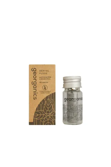 Georganics Naturalna Ni� Dentystyczna z W�glem 50 m