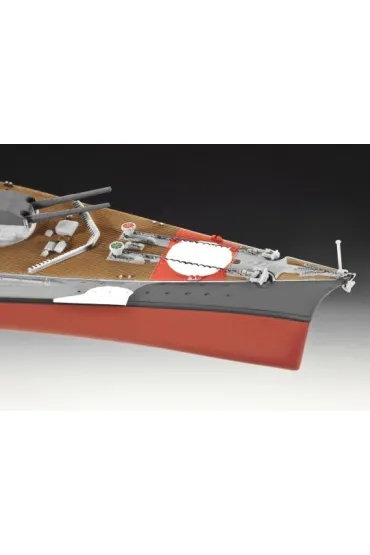 Statek 1:700 Battleship Bismarck Revell