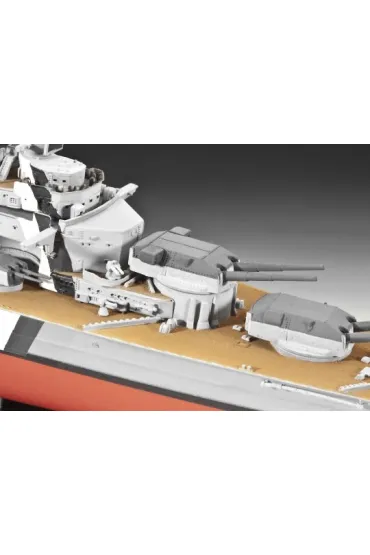 Statek 1:700 Battleship Bismarck Revell