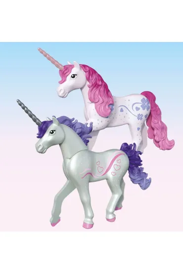 Princess Magic Playmobil Magiczna stajnia jednoro�c�w dla mamy i �rebaka 71839