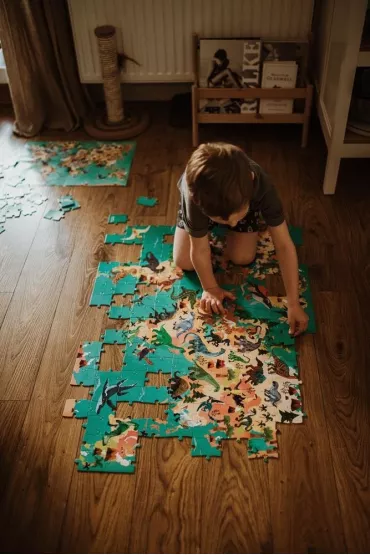 Puzzle edukacyjne z figurkami 3D Dinozaury 6+ Janod