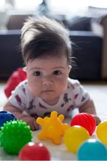 Pi�ki sensoryczne 5 szt Hencz Toys
