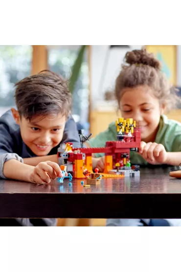 LEGO Minecraft Most P�omyk�w 21154
