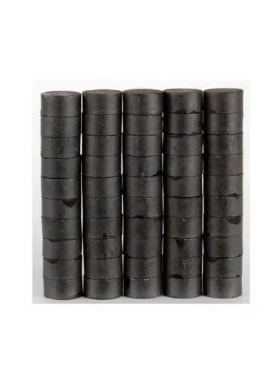 Fandy Magnesy czarne 10mm 50 szt.