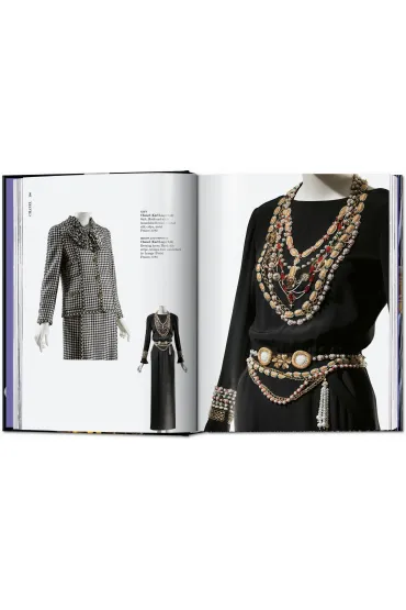 Fashion Designers A-Z - Valerie Steele