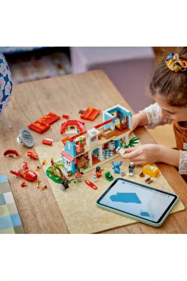 LEGO Disney Classic Domek na play Lilo i Stitcha 43268