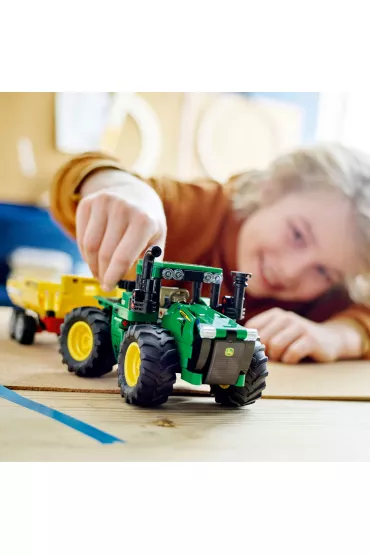 LEGO Technic Traktor John Deere 9620R 4WD 42136