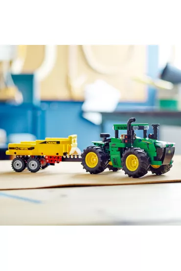 LEGO Technic Traktor John Deere 9620R 4WD 42136