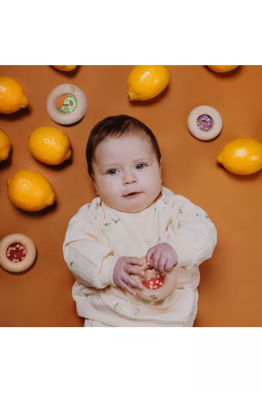 Grzechotka sensoryczna, truskawka Petit Boum