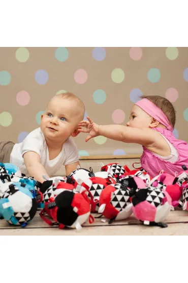 Pi�ka dla malucha czerwona Hencz Toys