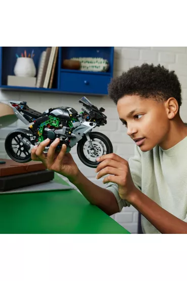 LEGO Technic Motocykl Kawasaki Ninja H2R 42170