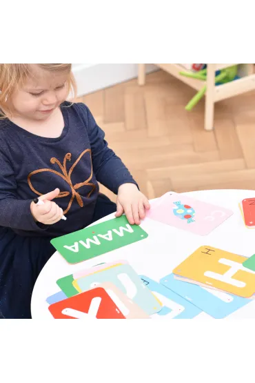 CzuCzu Poznaj� litery. Zabawy edukacyjne z psiakiem