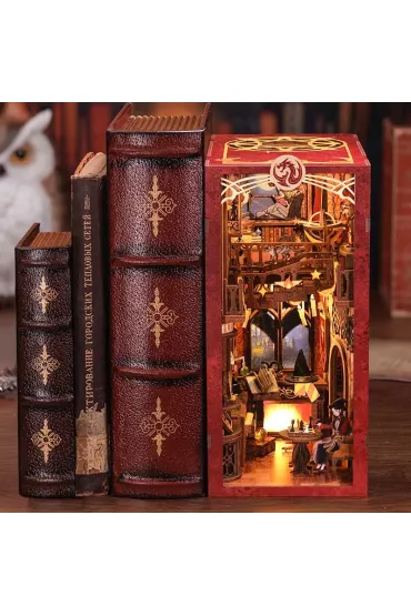 Puzzle Miniaturowy domek Book Nook Pok�j Wsp�lny Szko�y Magii Habarri