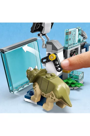 LEGO Jurassic World Laboratorium doktora Wu: ucieczka m�odych dinozaur�w 75939