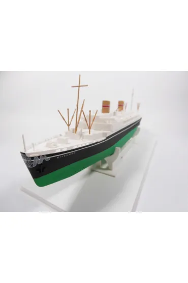 Statek M/S Pi�sudski S9 850092 Mirage Hobby
