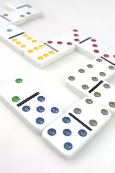 Domino sz�stkowe (klasyczne) Deluxe w puszce
