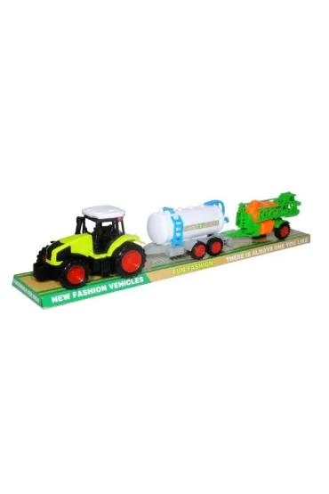 Traktor z maszynami Swede