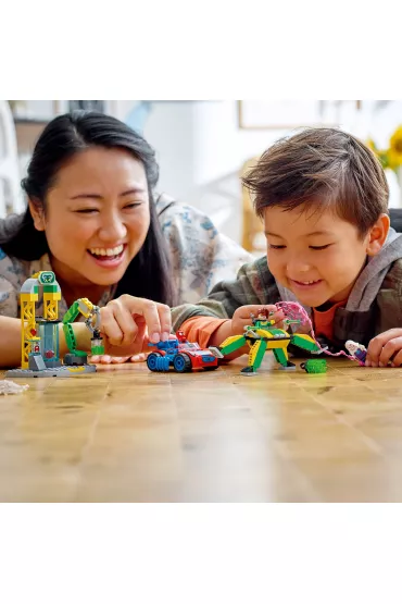 LEGO Marvel Spider-Man w laboratorium Doca Ocka 10783