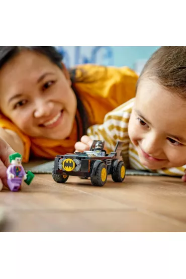 LEGO DC Batman Batmobil Pogo: Batman kontra Joker 76264