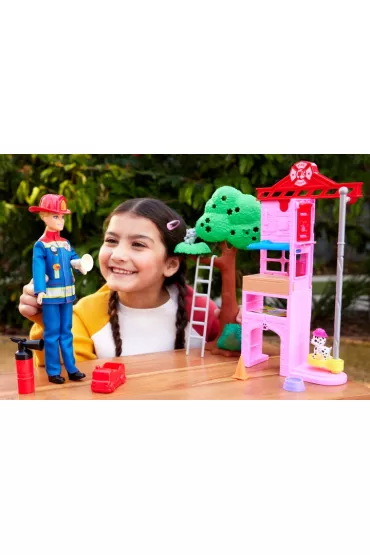 Barbie Kariera. Lalka Stra�ak Mattel
