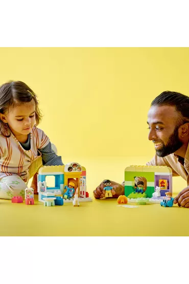 LEGO DUPLO Dzie z ycia w obku 10992
