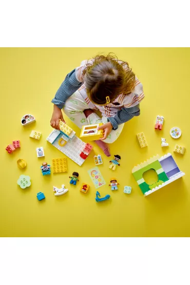 LEGO DUPLO Dzie z ycia w obku 10992