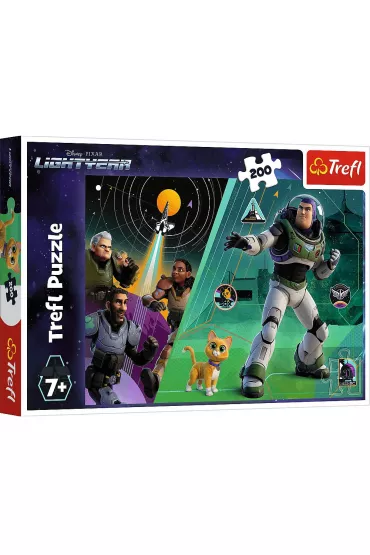 Puzzle 200 el. Przygody Buzza Astrala Trefl