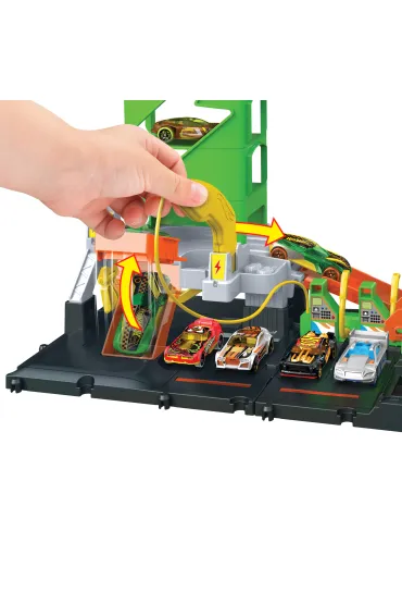Hot Wheels. City Superstacja �adowania samochod�w Mattel