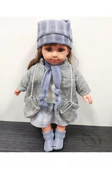 Lalka w czapce i ciep�ym ubranku 35cm Adar