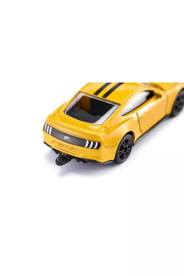 Siku 15. Ford Mustang GT