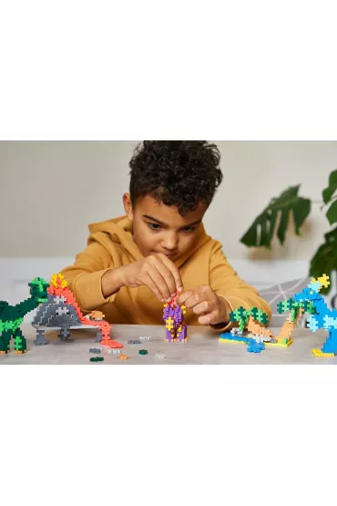 Plus Plus. Klock. i Naucz si� budowa�. Dinozaury 600 element�w