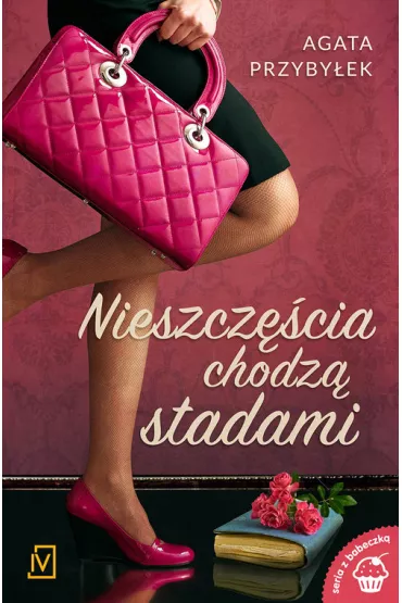 Nieszcz�cia chodz� stadami. Nie zmieni� si� tylko blond. Tom 2 - Agata Przyby�ek