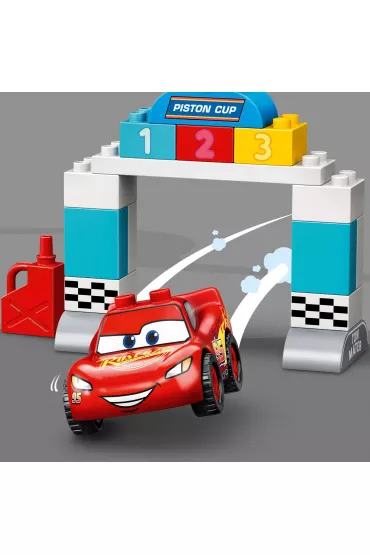 LEGO DUPLO Zygzak McQueen na wy�cigach 10924