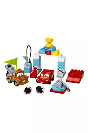 LEGO DUPLO Zygzak McQueen na wy�cigach 10924