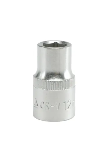 Yato Nasadka 6k 1/2" kr�tka 12mm