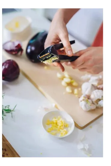 Fiskars Praska do czosnku 1028361