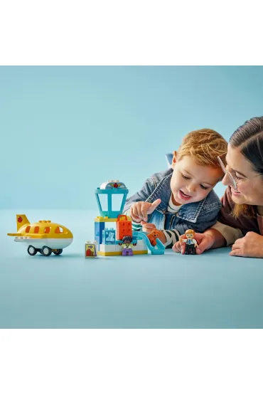 LEGO DUPLO Pierwszy raz na lotnisku 10443