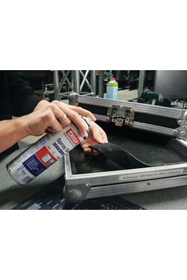 Tesa Klej w sprayu permanentny 300 ml