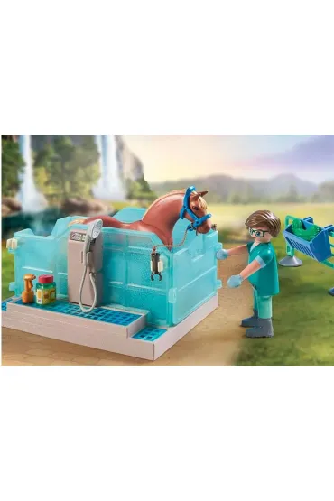 Playmobil Horses of Waterfall Hipoterapia i lecznica zwierz�t 71352